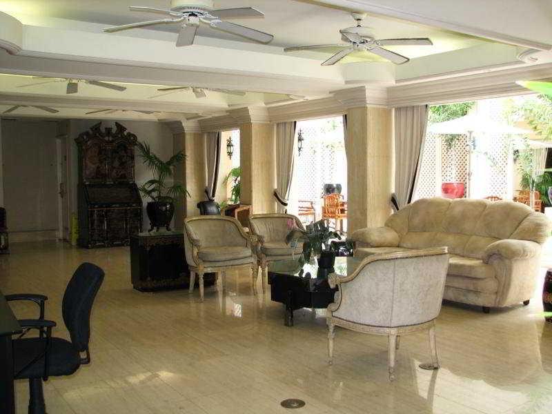 Aston Waikiki Beachside Hotel Interno foto